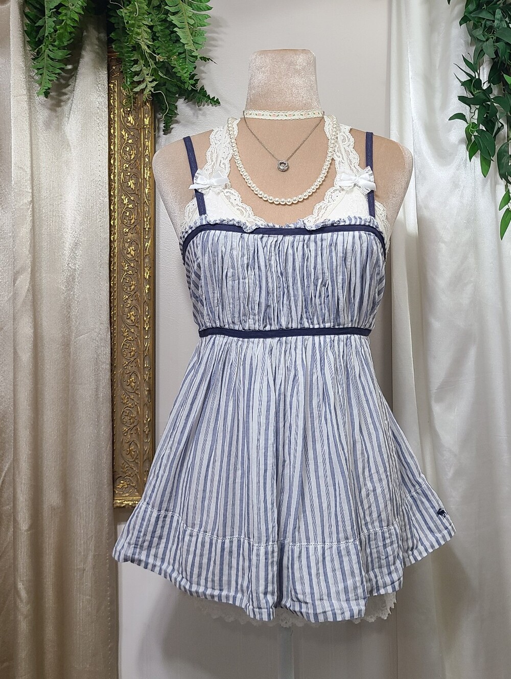 ♡ Y2K ♡ Abercrombie Blue Striped Babydoll Tie Back 100% Cotton Ruffle Tank Top